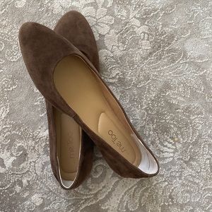 Brown flats!
